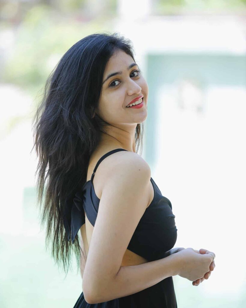 Malaika Vasupal Height